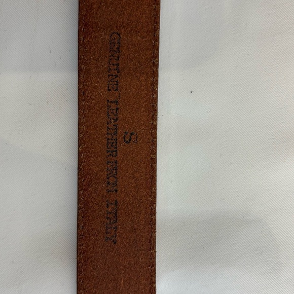 BELT Brown Leather with Ornate Western Vibe Silver Toned Buckle Made in Italy - Picture 5 of 5